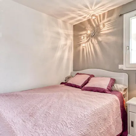 Archipel- 10b- Moderne- 4 Pers Lägenhet